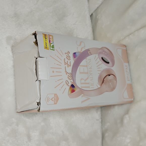 Wireless Bluetooth Cute Cat Ear Headphones - Picture 5 of 6